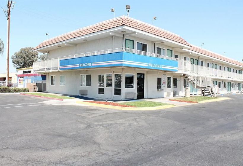 Motel 6 Blackstone  | Fresno | California | United States 12