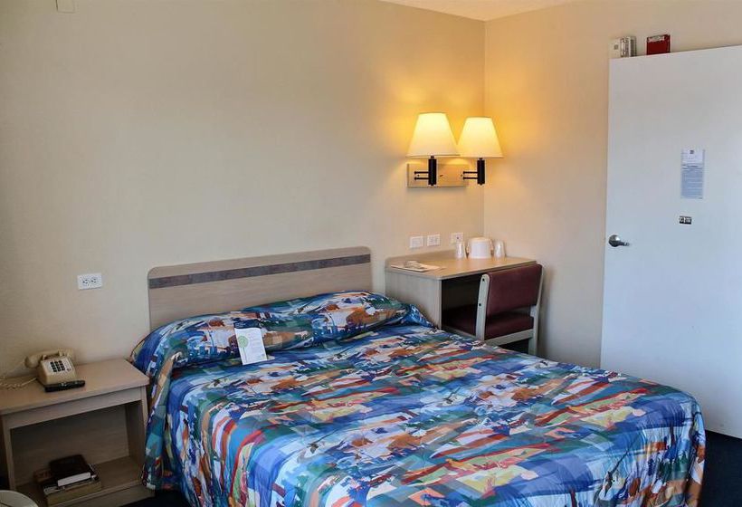 Motel 6 Blackstone  | Fresno | California | United States 13