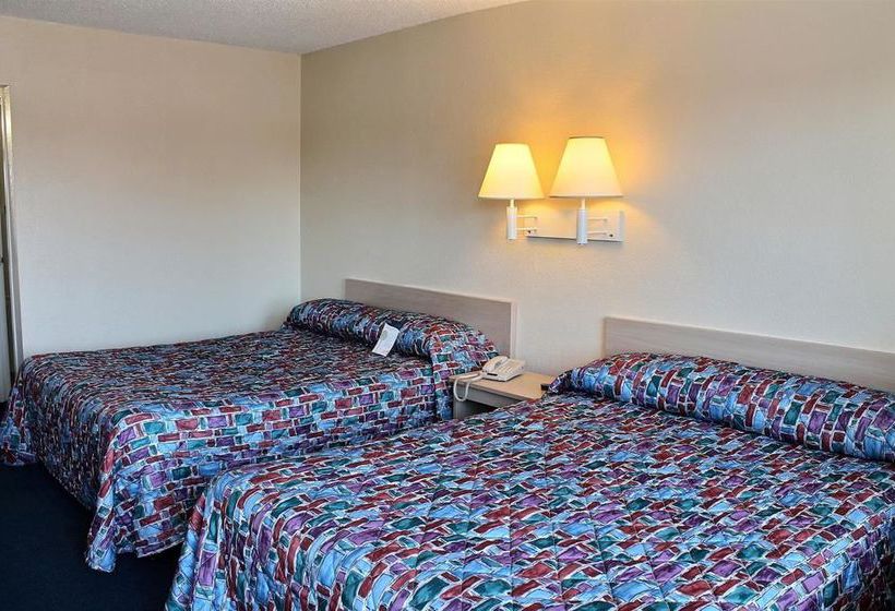 Motel 6 Blackstone  | Fresno | California | United States 17
