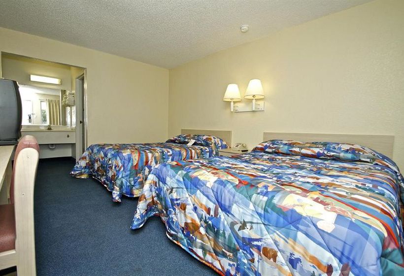Motel 6 Blackstone  | Fresno | California | United States 6