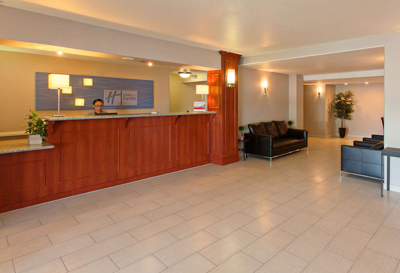 Hotel Holiday Inn Express Lancaster  | Lancaster | California | United States 15