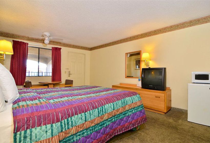 Super 8 Motel  | Hesperia | California | United States 10