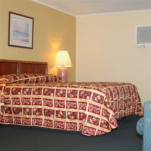 Motel Royal Inn Suites Hemet California