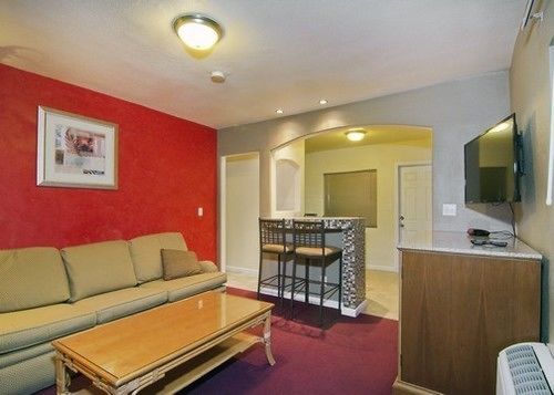 Hotel Rodeway Inn & Suites Indio  | Indio | California | United States 10