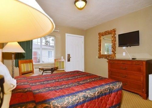 Hotel Rodeway Inn & Suites Indio  | Indio | California | United States 9