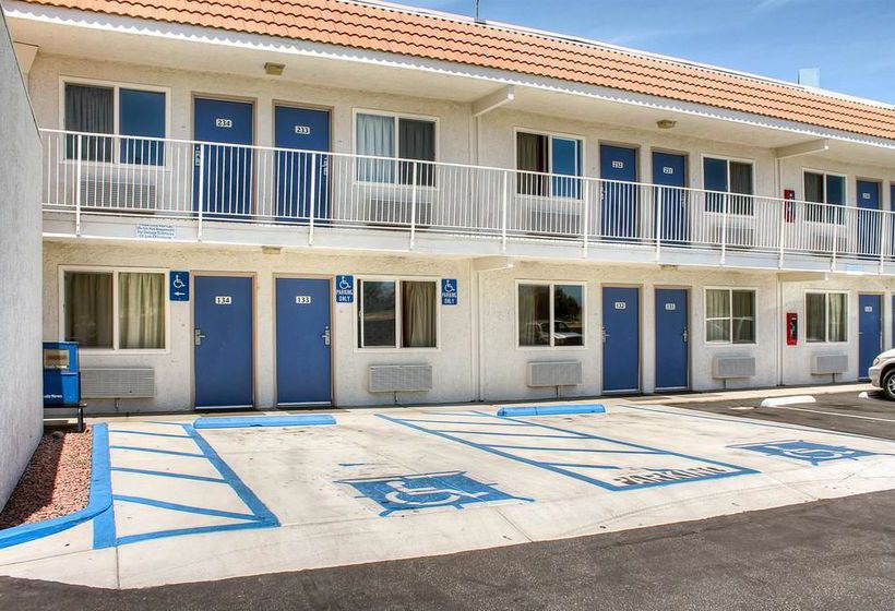 Motel 6 Lancaster  | Lancaster | California | United States 10