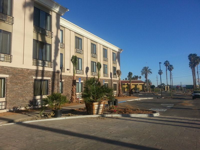 Holiday Inn Express Hotel - Suites Indio  | Indio | California | United States 2