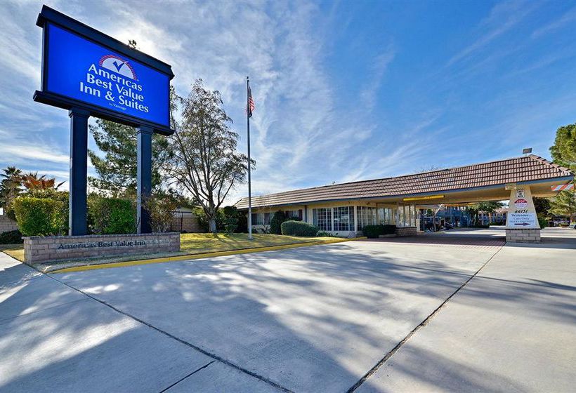 Hotel Inn of Lancaster California