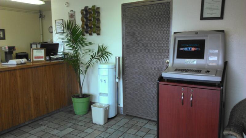 EZ 8 Motel Lancaster  | Lancaster | California | United States 5