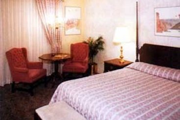 Desert Inn Hotel  | Lancaster | California | United States 1