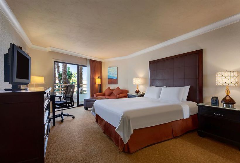 The Waterfront Beach Resort, a Hilton  | Huntington Beach | California | United States 2