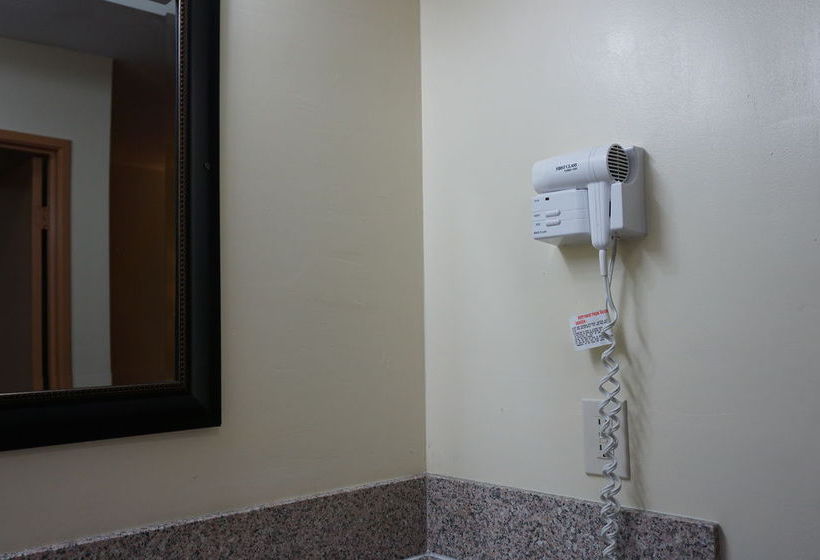 Hotel Ramada Limeted Lax Airport East  | Inglewood | California | United States 11