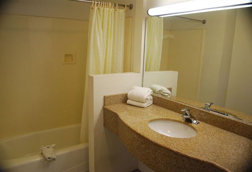 Hotel Ramada Limeted Lax Airport East  | Inglewood | California | United States 2