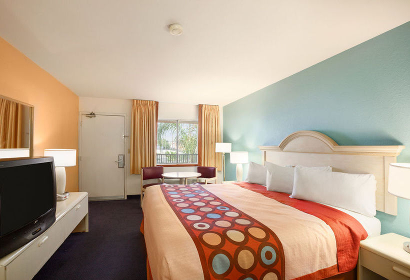 Motel Super 8 Indio  | Indio | California | United States 2