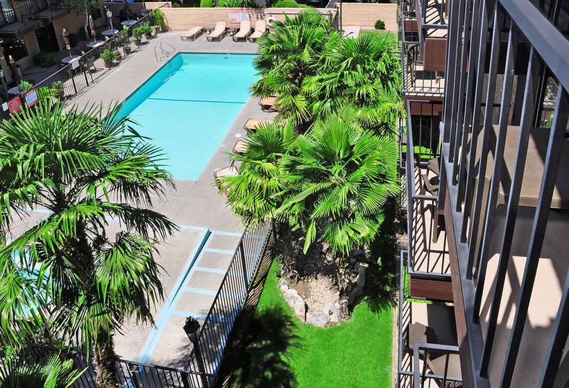 Hotel Oxford Suites Lancaster  | Lancaster | California | United States 10