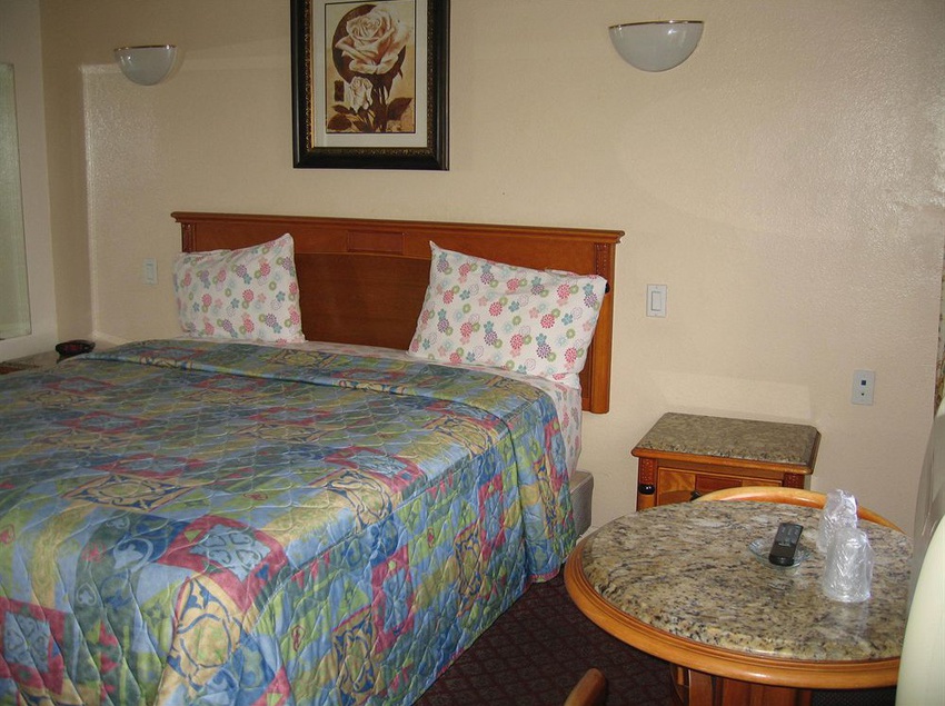 Walls Motel  | Long Beach | California | United States 1