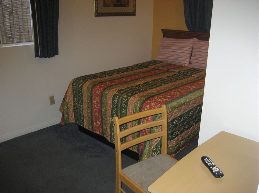 Walls Motel  | Long Beach | California | United States 18