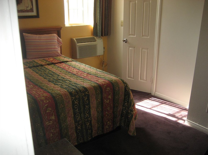 Walls Motel  | Long Beach | California | United States 9