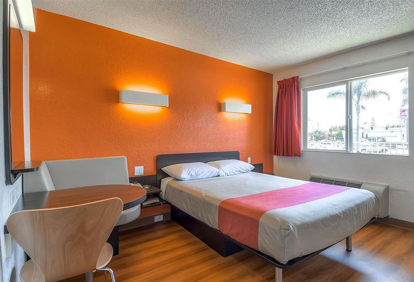 Motel 6 Los Angeles - Long Beach  | Long Beach | California | United States 2