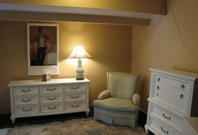 Bed and Breakfast Cinema Suites  | Los Angeles | California | United States 10