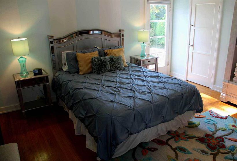 Bed and Breakfast Cinema Suites  | Los Angeles | California | United States 5