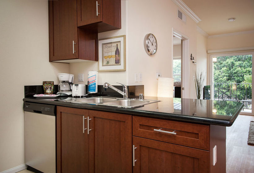 Sunshine Suites At 909 West Temple Street  | Los Angeles | California | United States 18