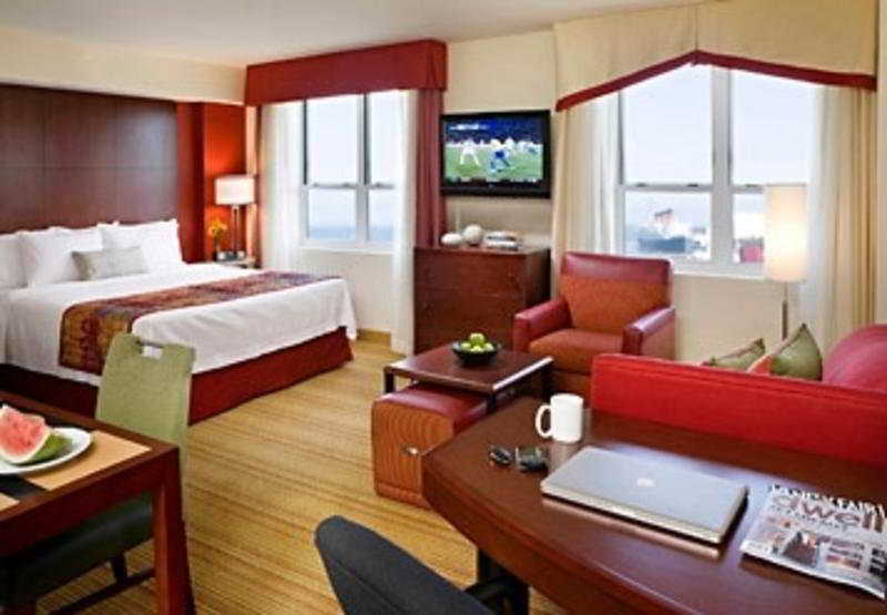 Residence Inn Long Beach Downtown 