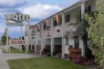 Colonial Motel Long Beach