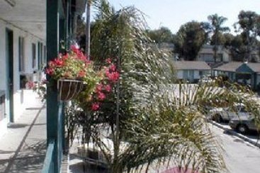 Colonial Motel  | Long Beach | California | United States 2