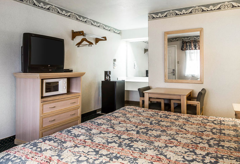 Hotel Rodeway Inn Monterey  | Monterey | California | United States 10