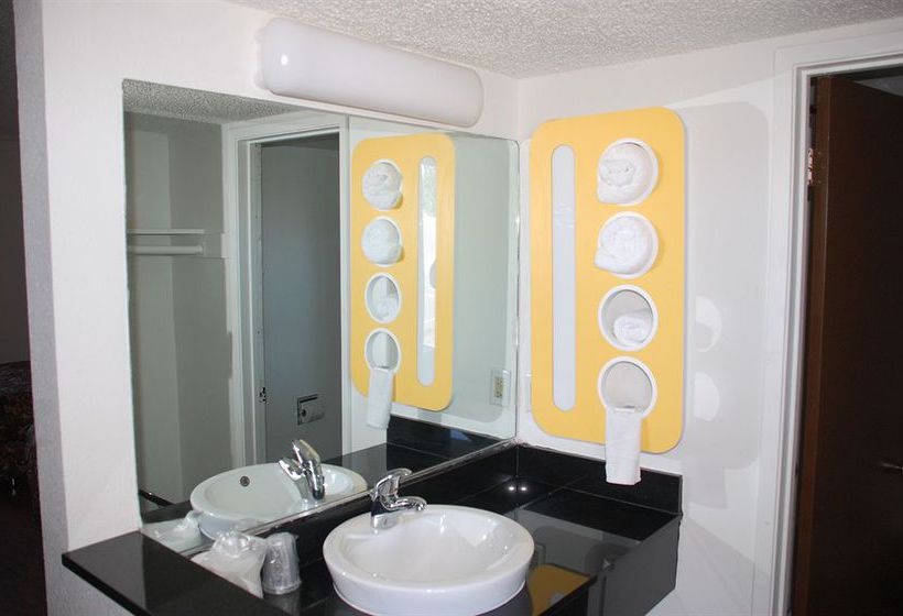 Super 8 Motel Merced  | Merced | California | United States 12