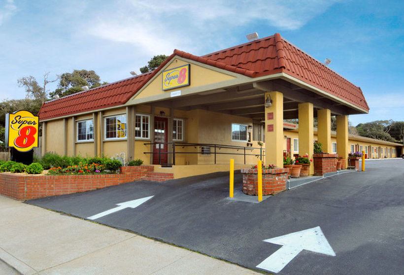 Hotel Super 8 Monterey  | Monterey | California | United States 4