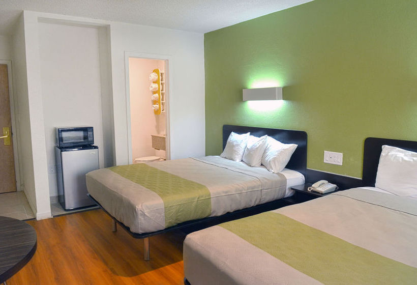 Hotel Knights Inn Modesto  | Modesto | California | United States 15