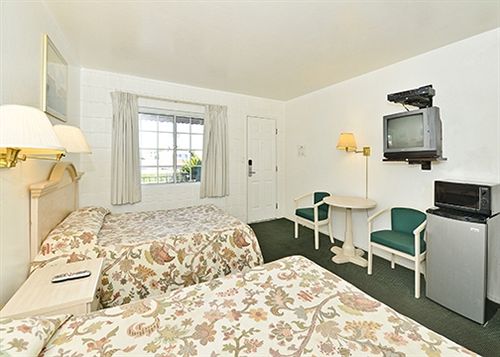 Hotel Rodeway Inn Merced  | Merced | California | United States 18