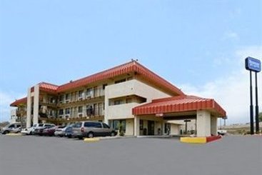 Hotel Travelers Inn California