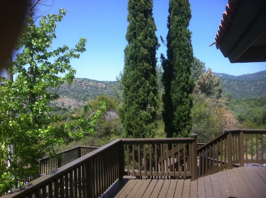 Mountain Trail Lodge Vacation Rental  | Oakhurst | California | United States 2