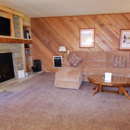 Hotel Snowcreek Resort  | Mammoth Lakes | California | United States 10