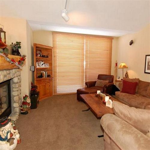 Hotel Snowcreek Resort  | Mammoth Lakes | California | United States 9