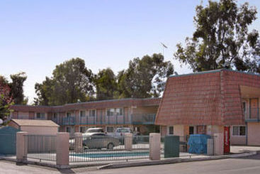 Hotel Super 8 Marysville Yuba City Area California