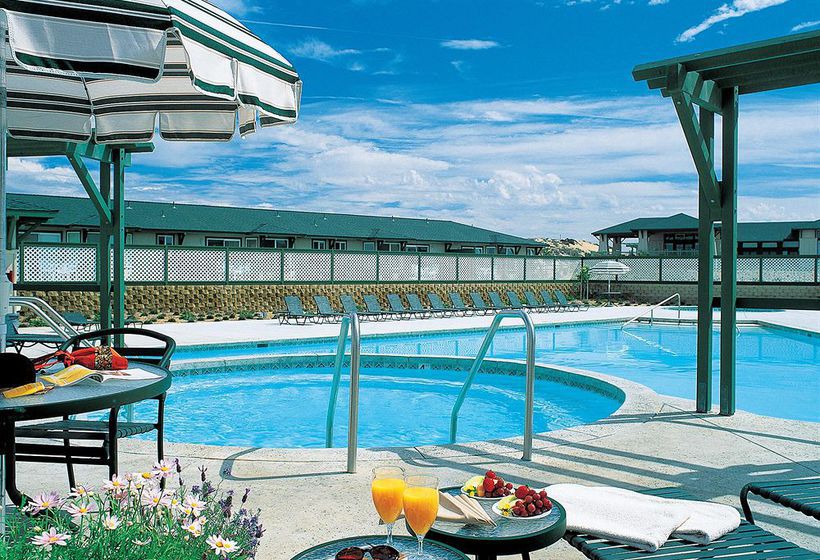 Sanctuary Beach Resort California