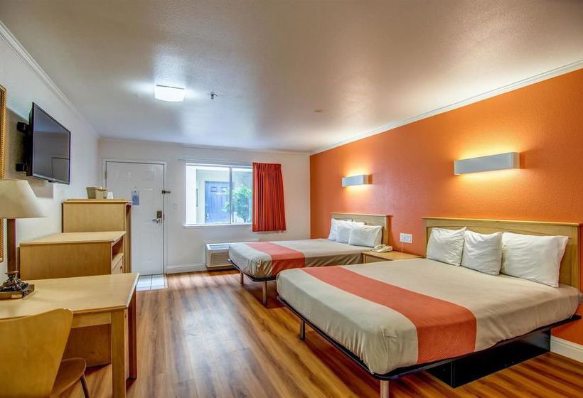 Motel 6 Woodbridge Lodi  | Lodi | California | United States 20