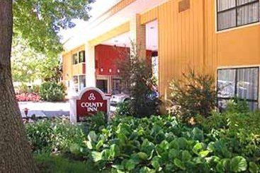 Hotel County Inn