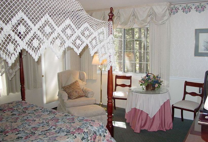 Hotel Cinnamon Bear Inn  | Mammoth Lakes | California | United States 3