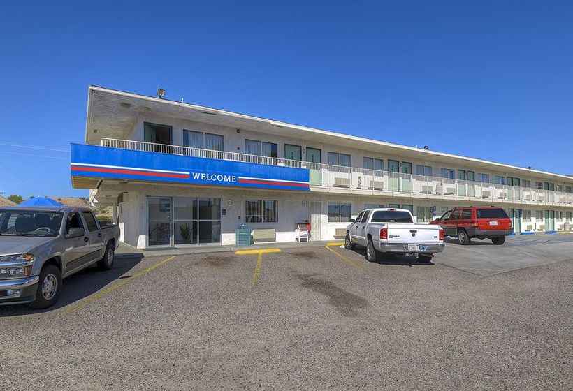 Motel 6 Needles California