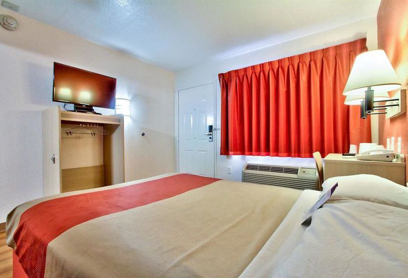 Motel 6 Monterey North Fremont Street  | Monterey | California | United States 13