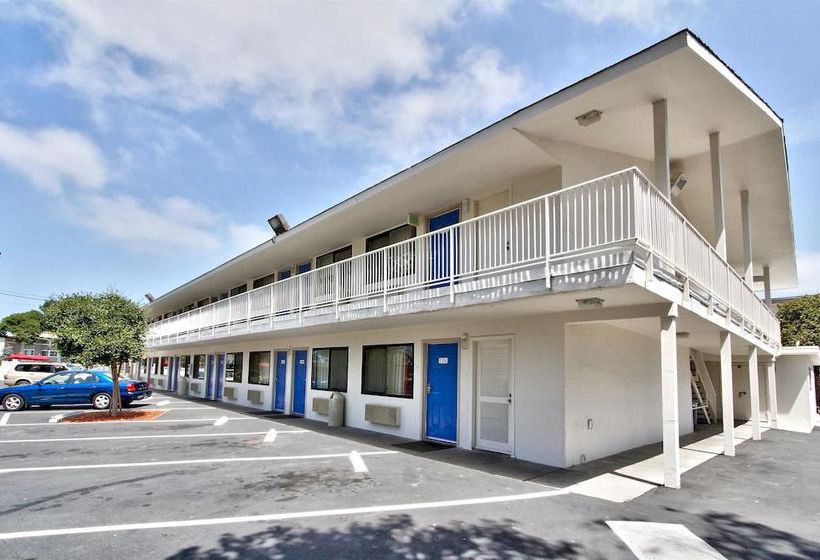 Motel 6 Monterey North Fremont Street  | Monterey | California | United States 14