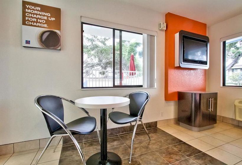 Motel 6 Monterey North Fremont Street  | Monterey | California | United States 16