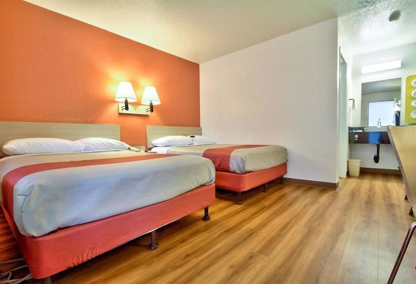 Motel 6 Monterey North Fremont Street  | Monterey | California | United States 6