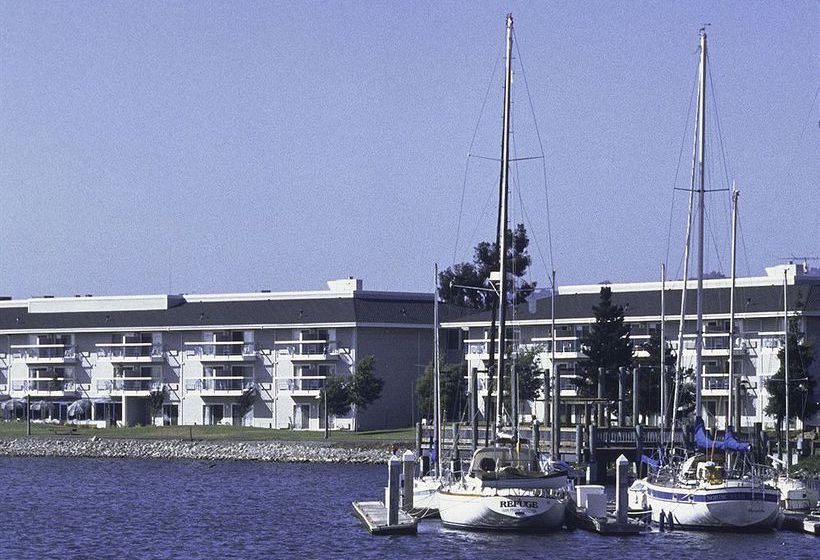 Hotel Executive Inn & Suites - Oakland Waterfront  | Oakland | California | United States