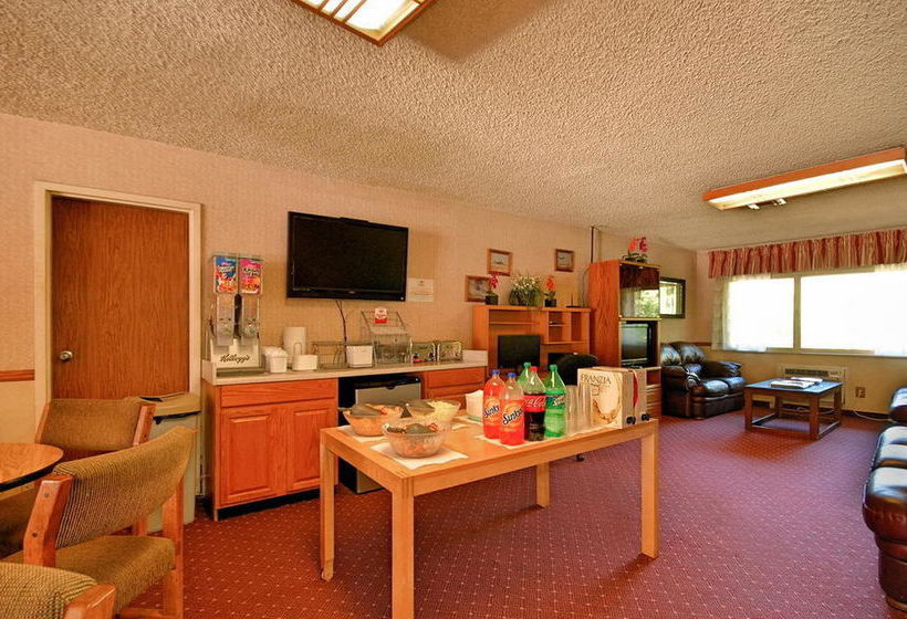 Super 8 Motel  | Long Beach | California | United States 11